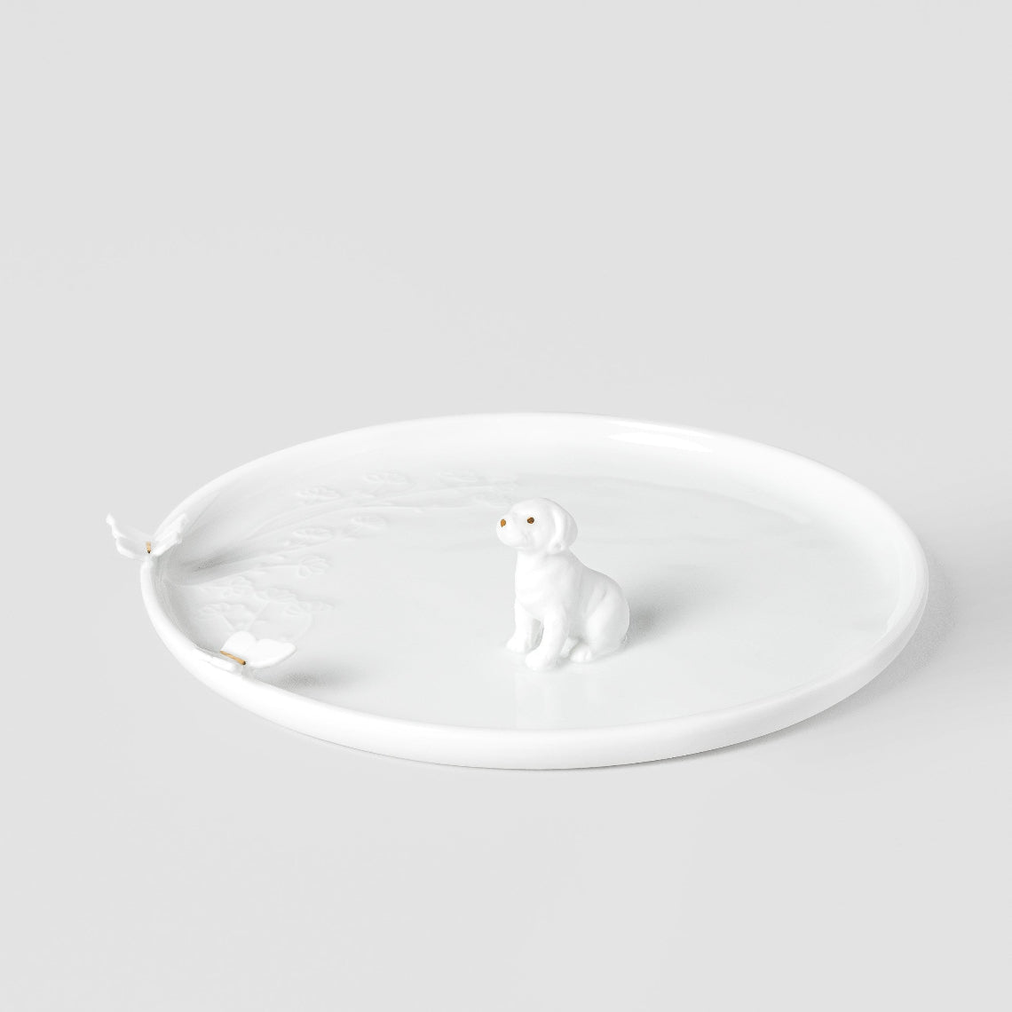 R17613 Porcelain Stories Decorative Puppy Plate