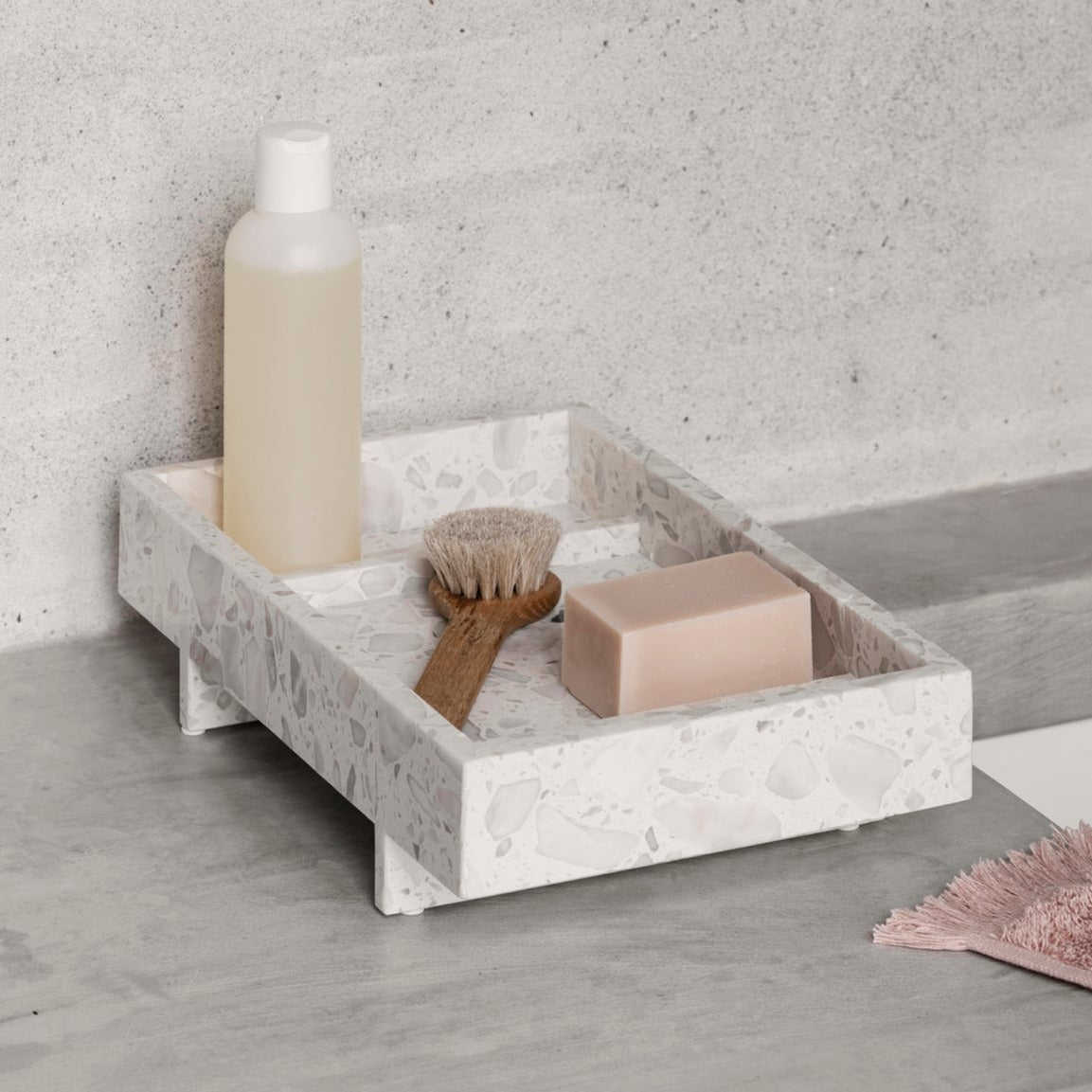 ABENTO Marble Tray Lifestyle B