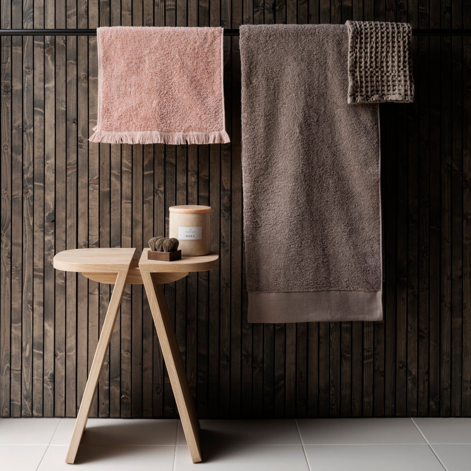 FRINO Towel Lifestyle A