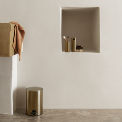 MODO Pedal Bin Lifestyle Image
