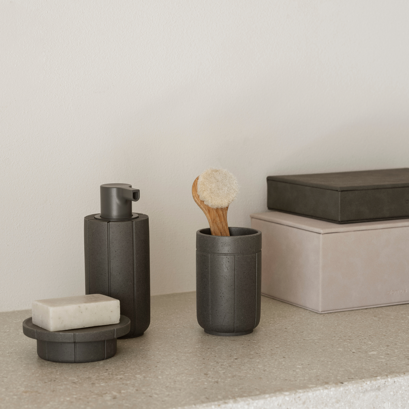 SAHLA Jewelry Box Lifestyle Image b