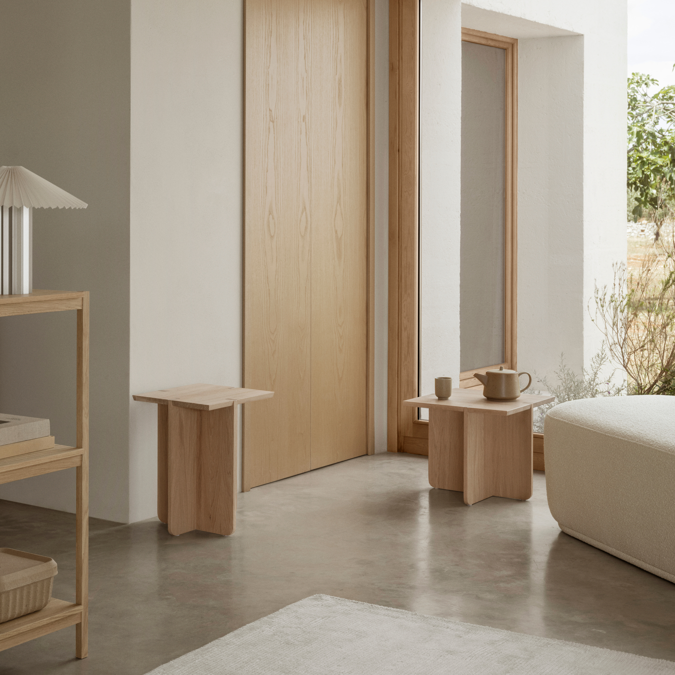 ENGAWA Stool Lifestyle Image b
