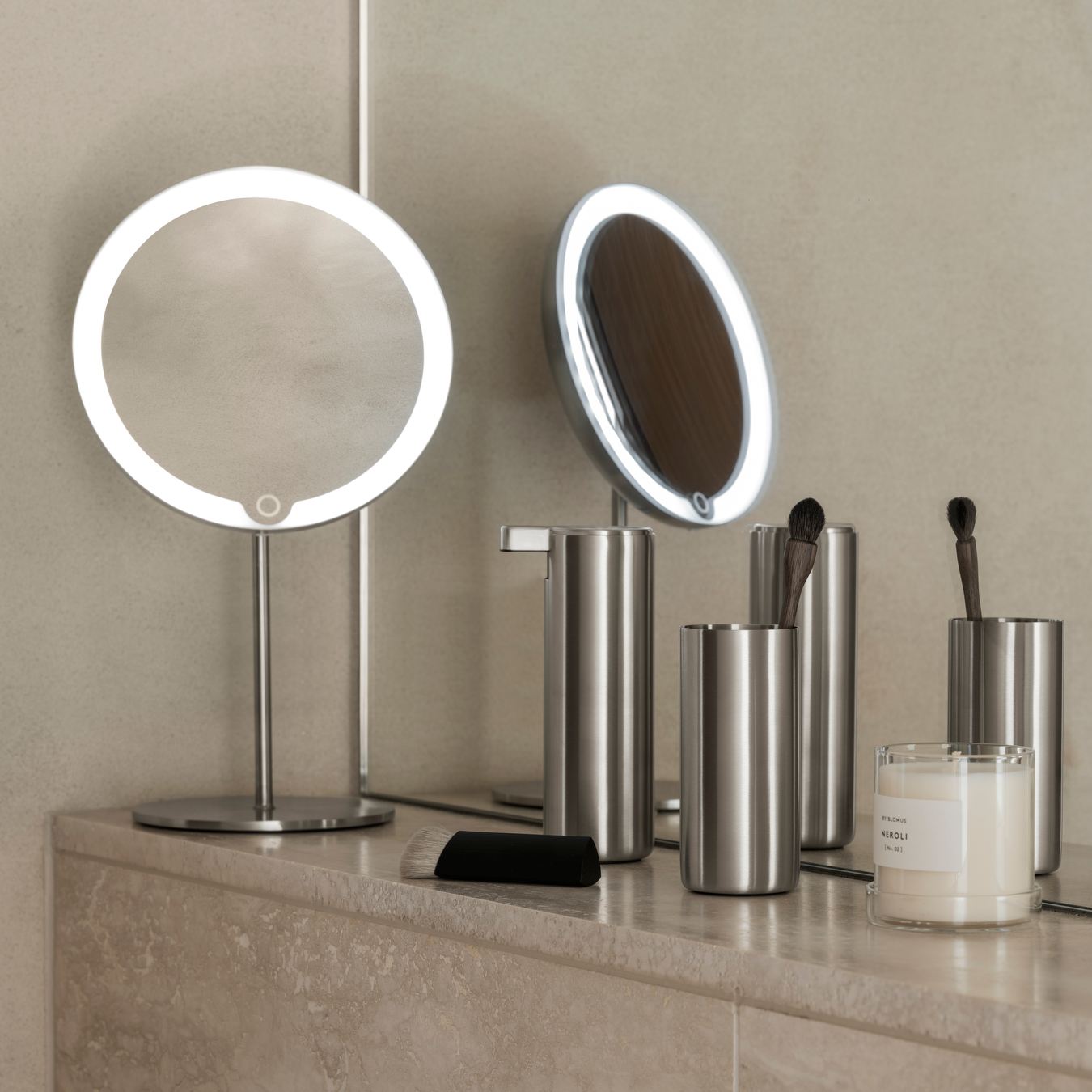 MODO LED Mirror Lifestyle