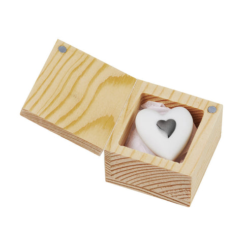 Porcelain Gift in Wood Box Heart R12613